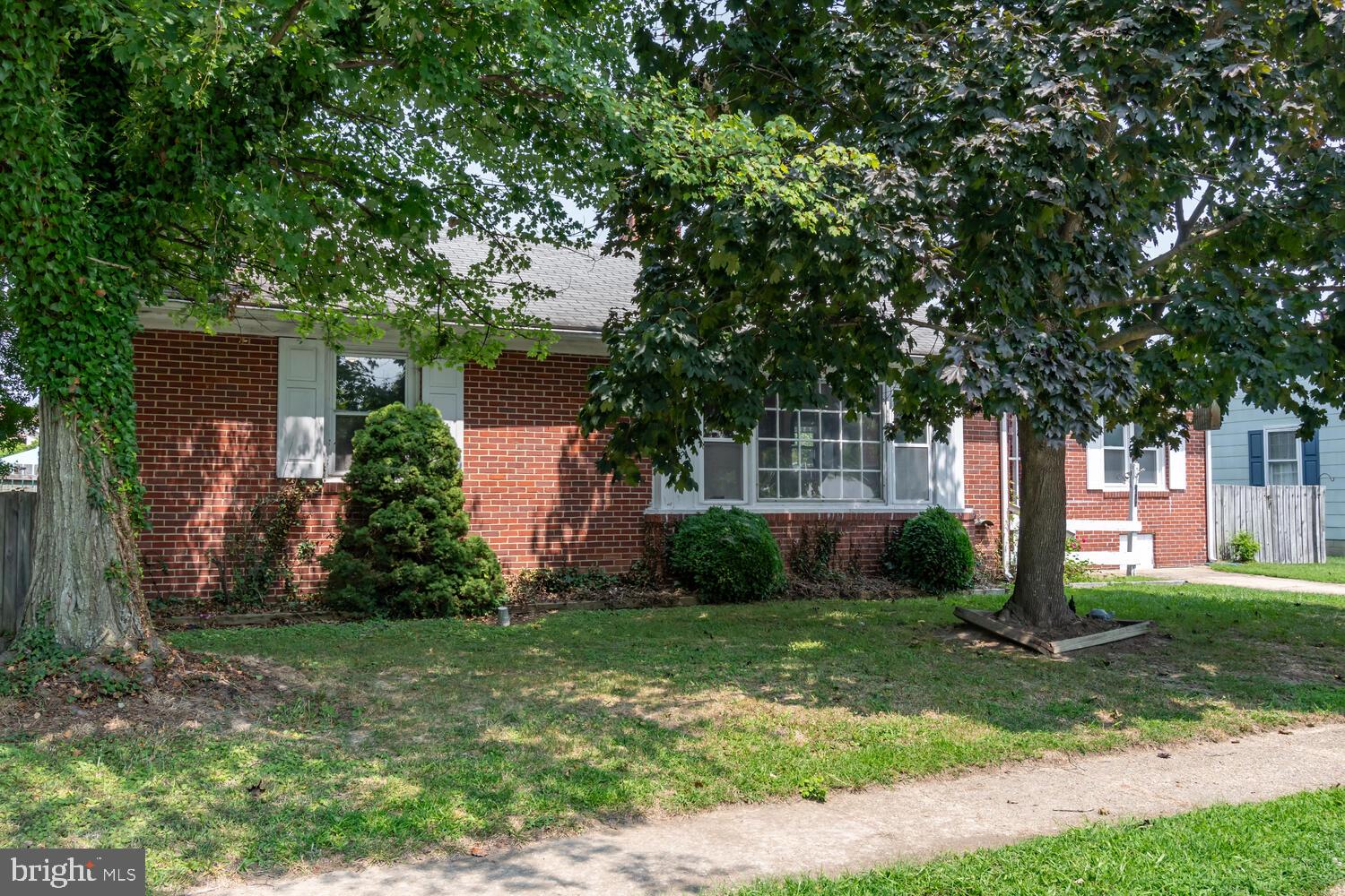 109 Biery St