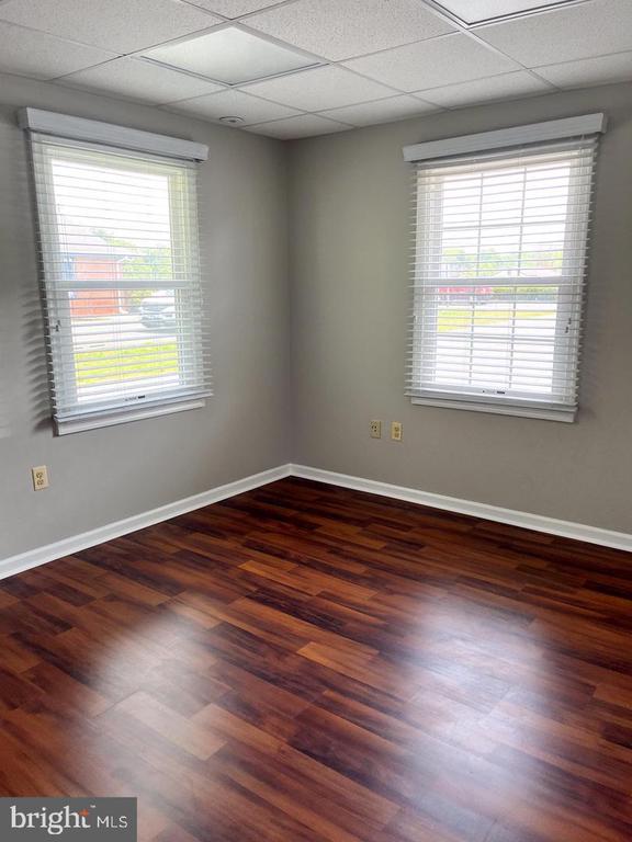 609-D Dutchmans Ln