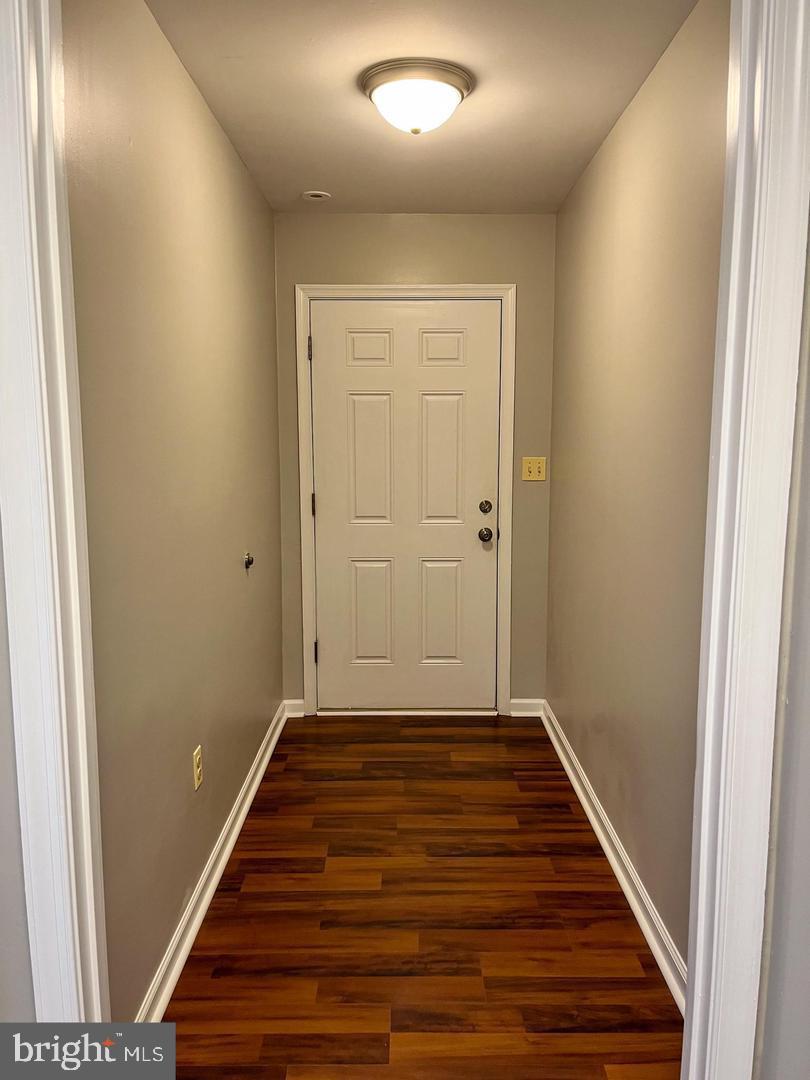 609-D Dutchmans Ln