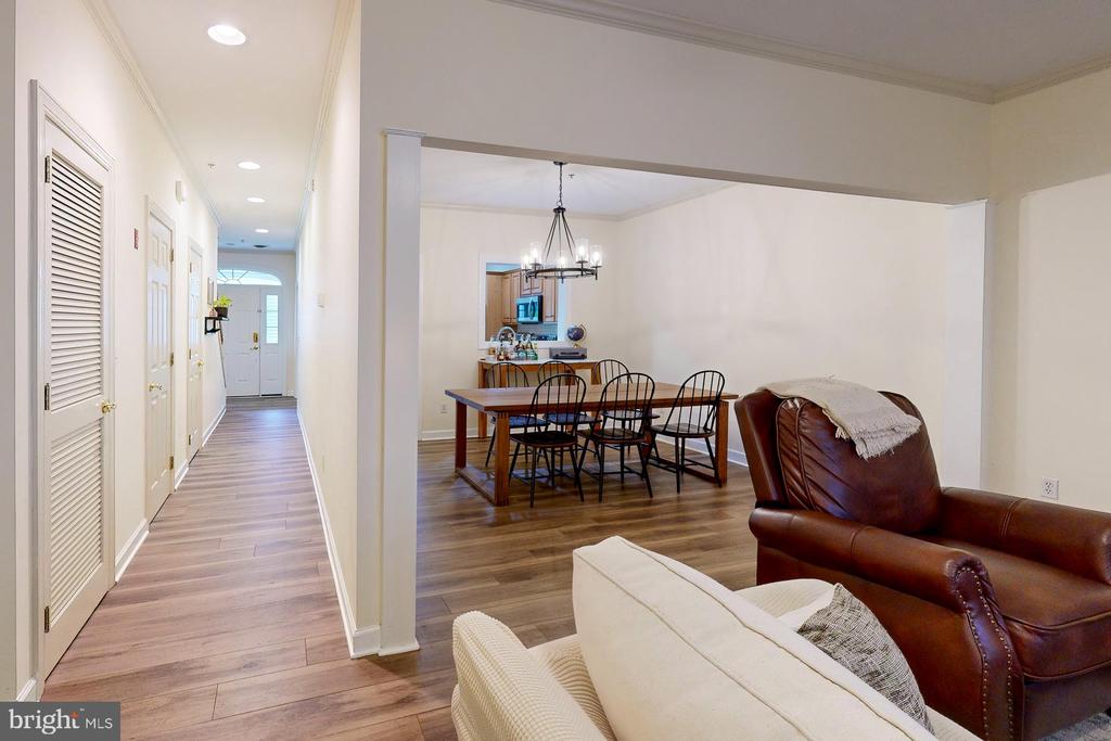 28465 Pinehurst Cir