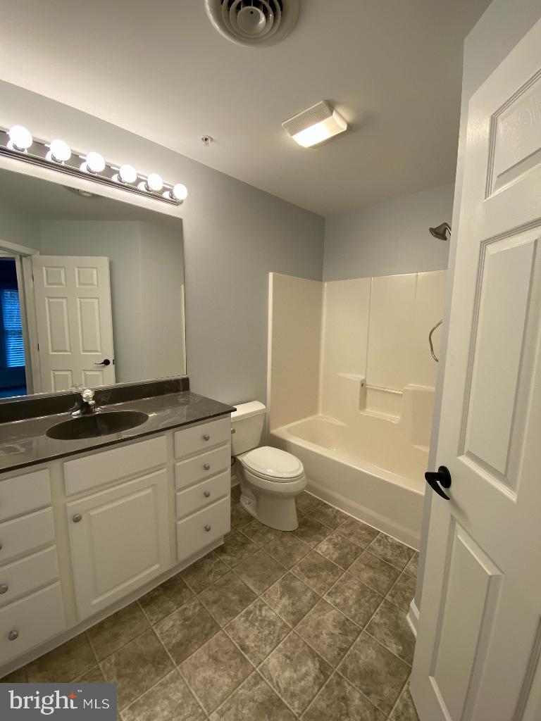 28447 PINEHURST CIR