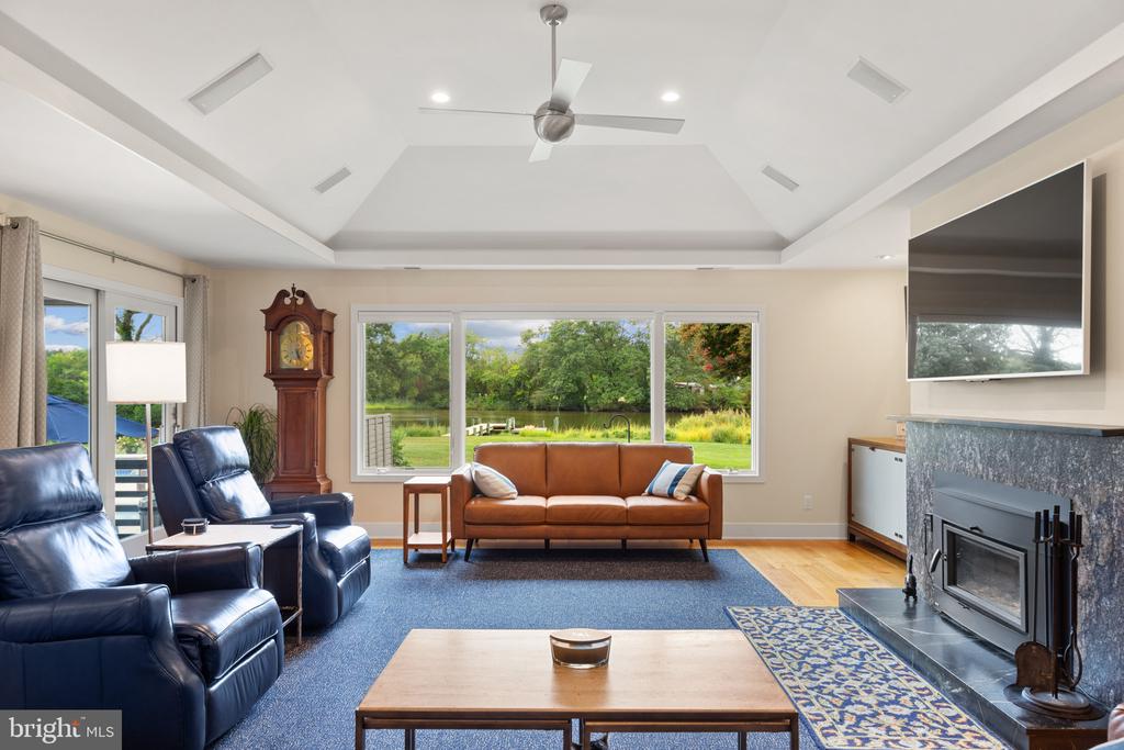 8645 Northbend Cir