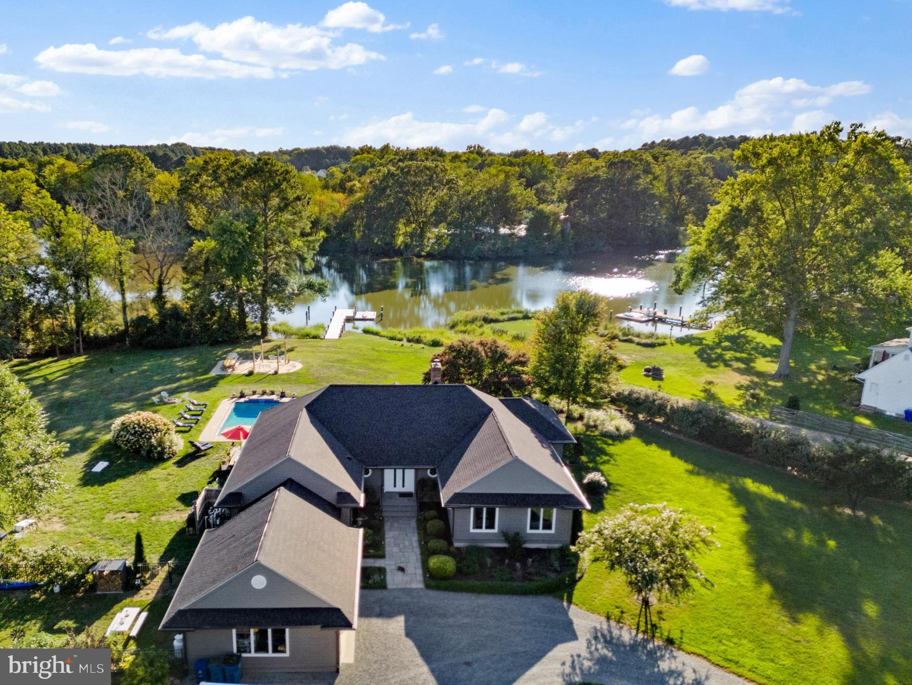 8645 Northbend Cir