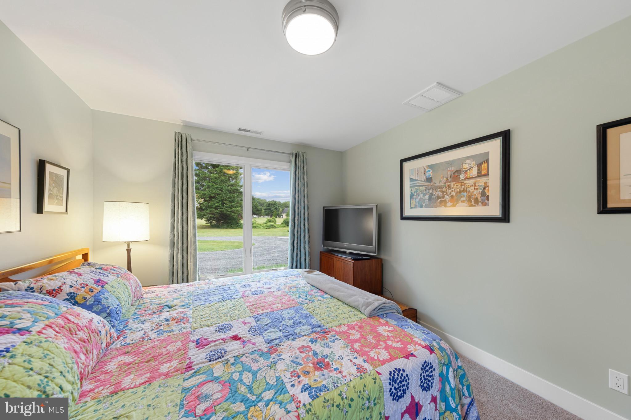 8645 Northbend Cir