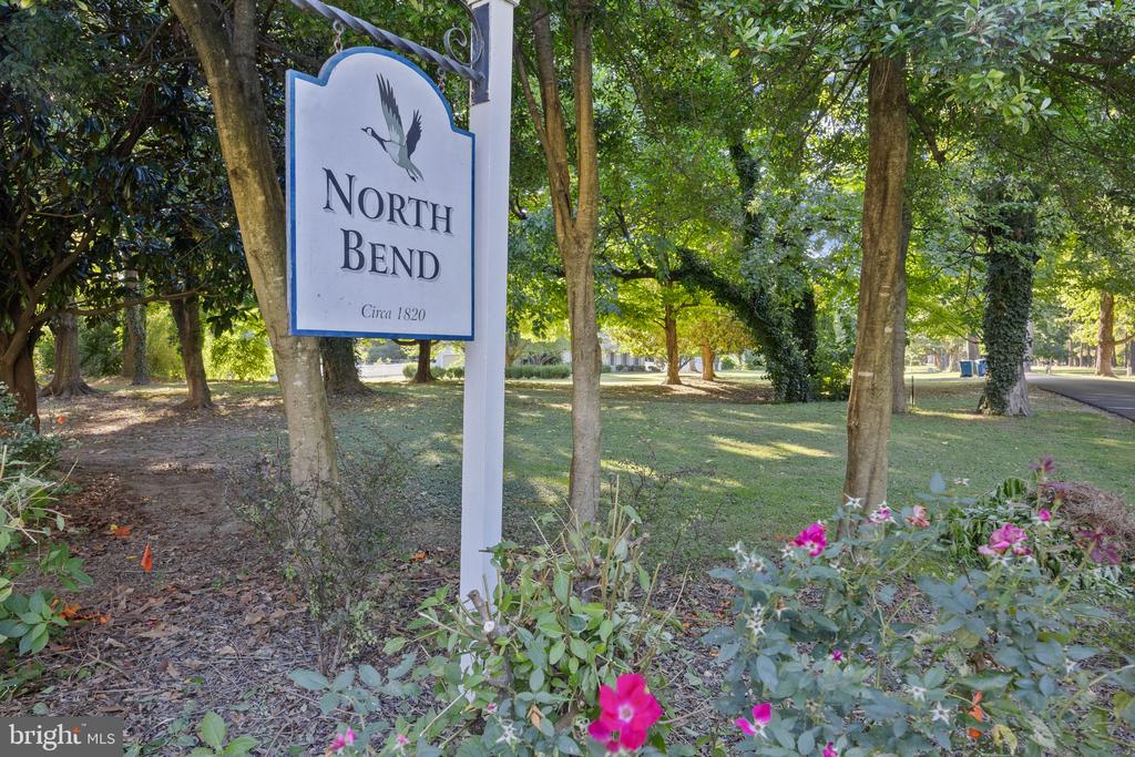 8645 Northbend Cir