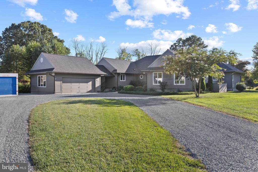 8645 Northbend Cir