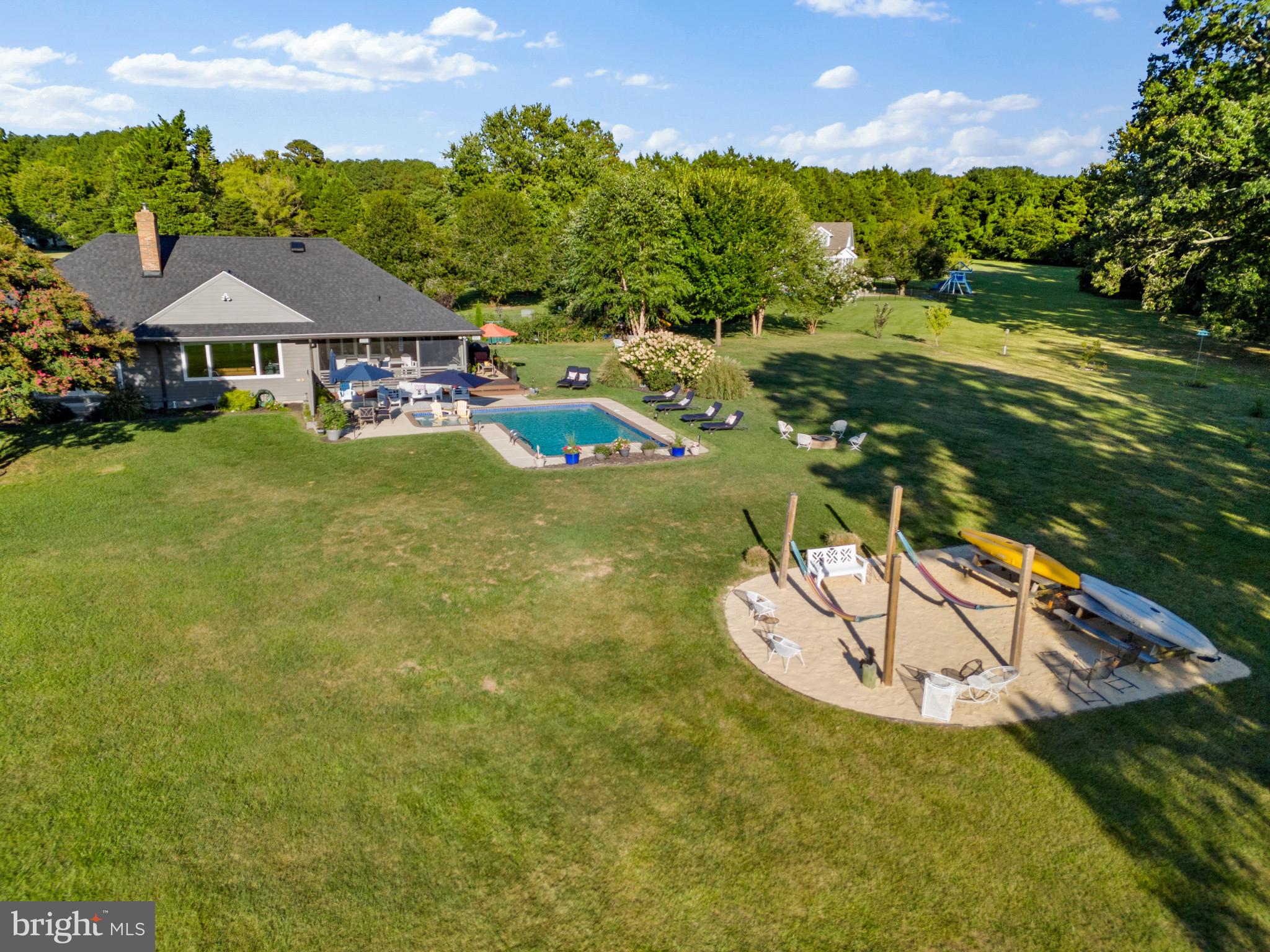 8645 Northbend Cir