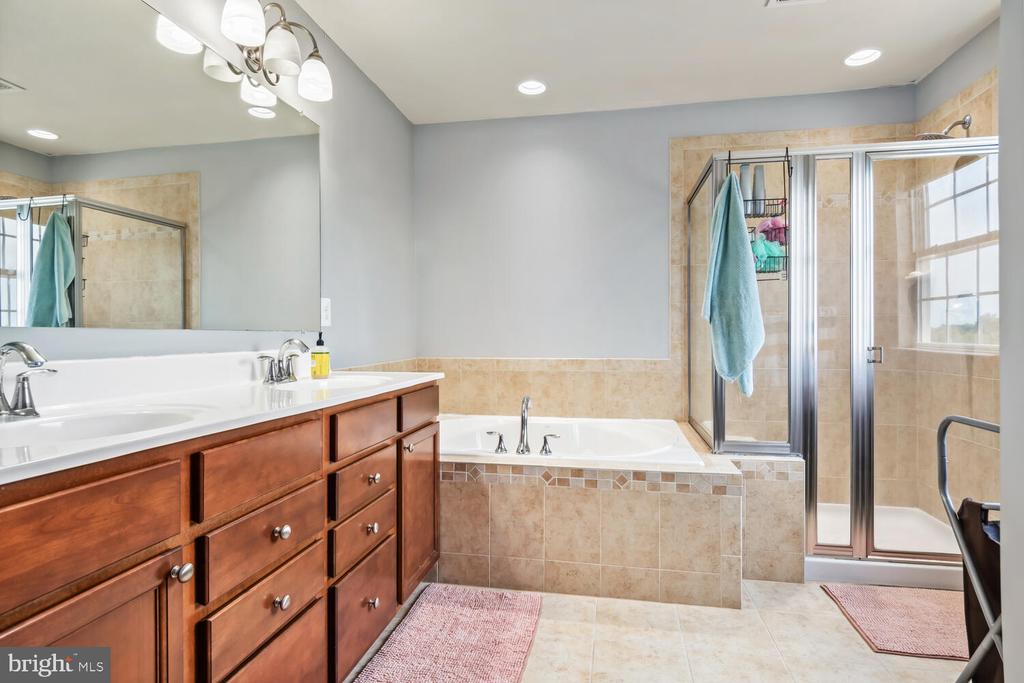 29219 SUPERIOR CIR