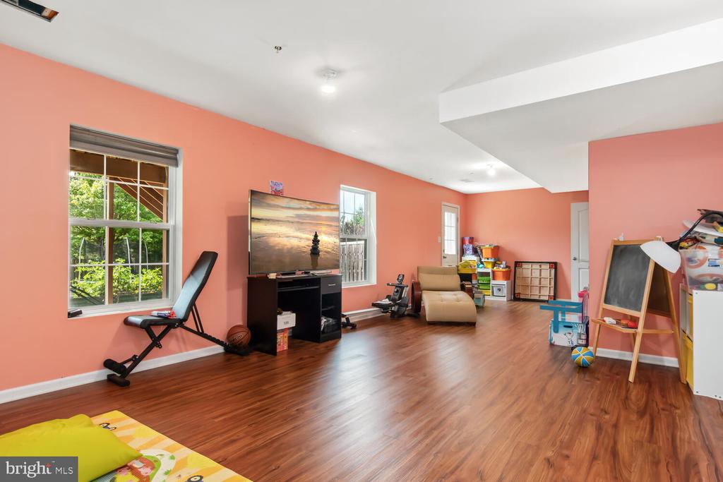 29219 SUPERIOR CIR