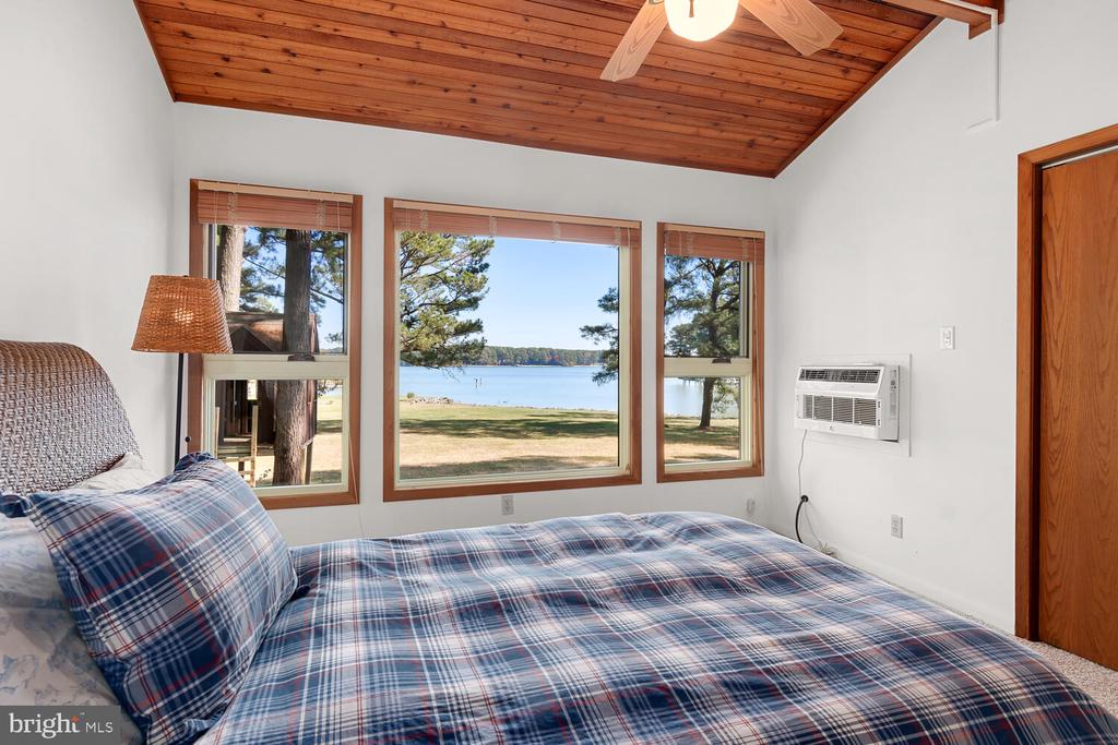 23857 Ebb Point Rd