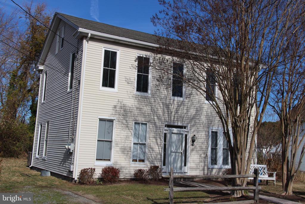 205 RAILROAD ##A