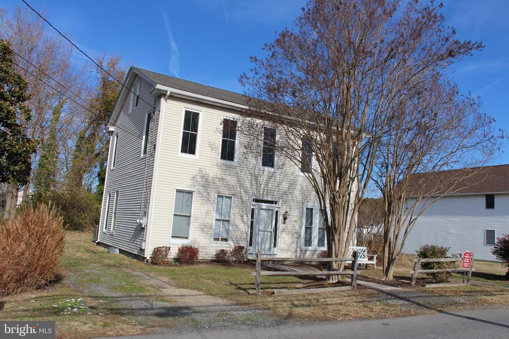 205 RAILROAD ##A