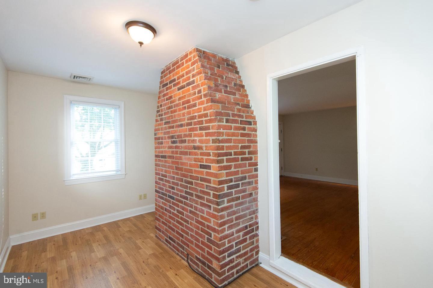 13 Plum St
