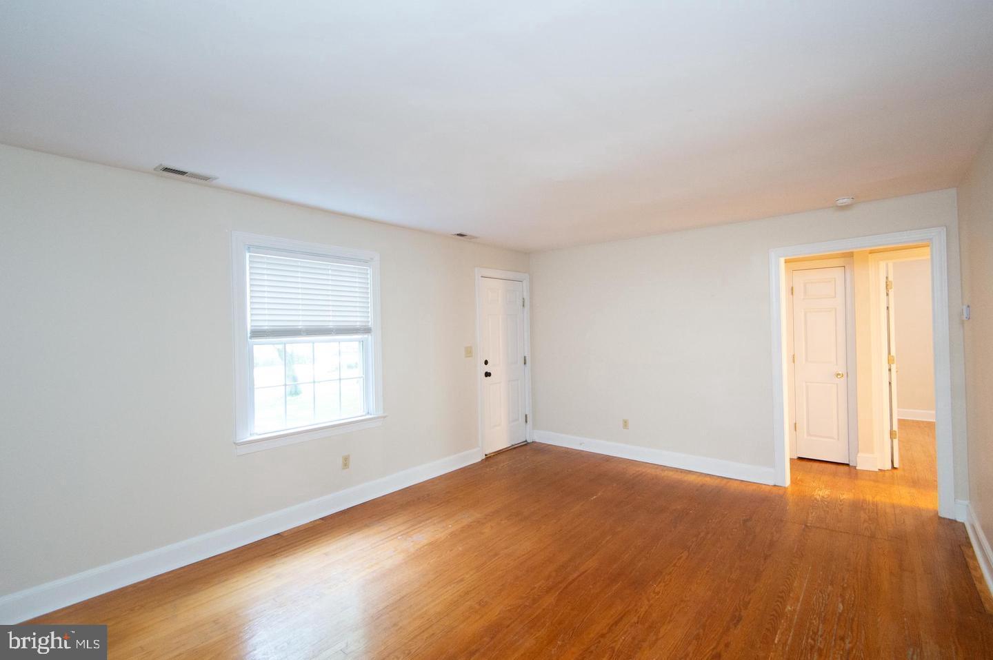 13 Plum St