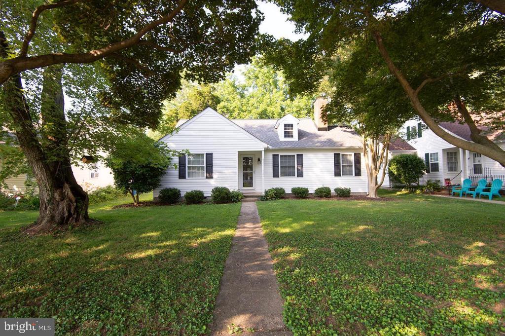 13 Plum St