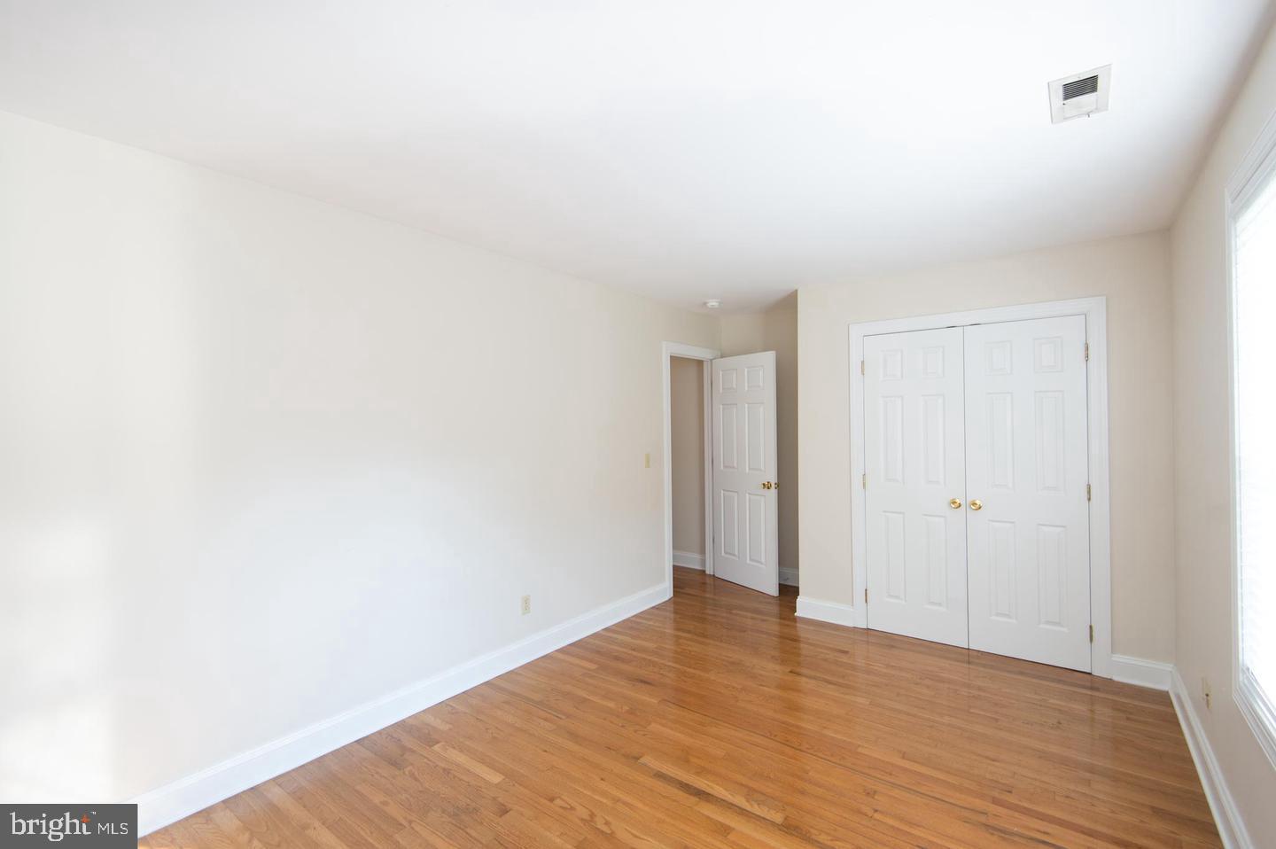 13 Plum St