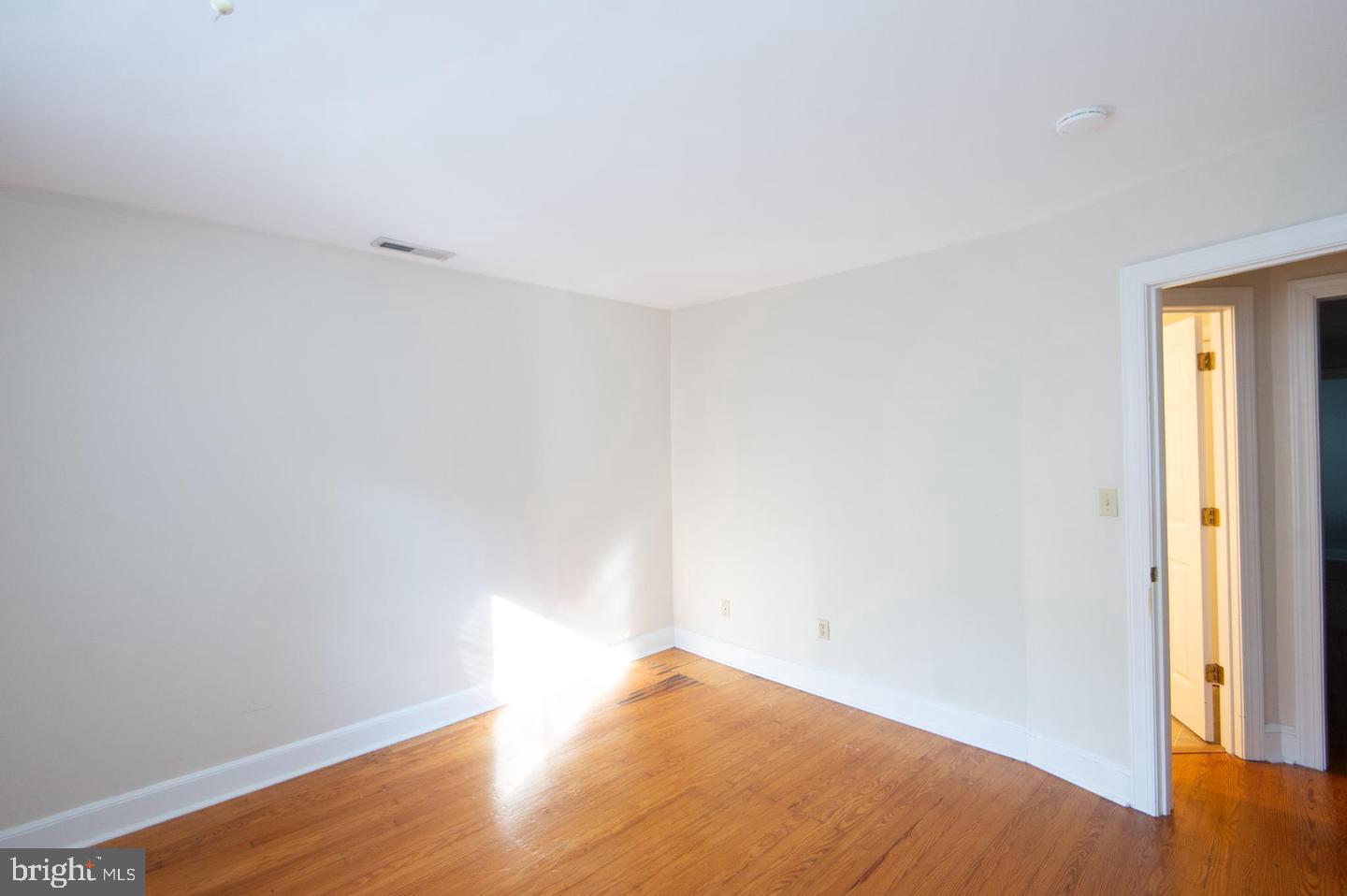13 Plum St