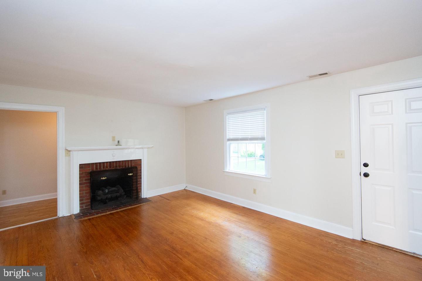 13 Plum St