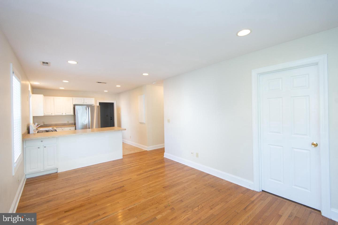 13 Plum St