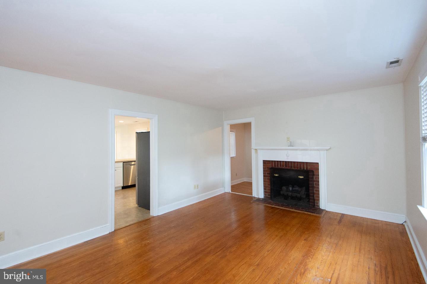 13 Plum St