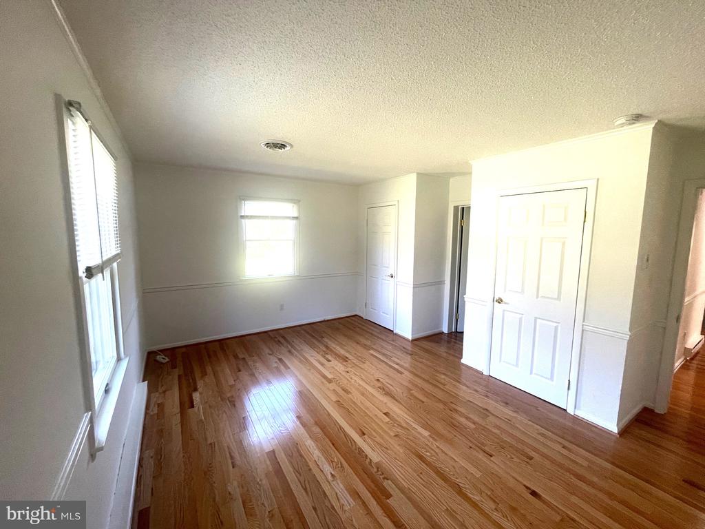 110 Bonfield Ave
