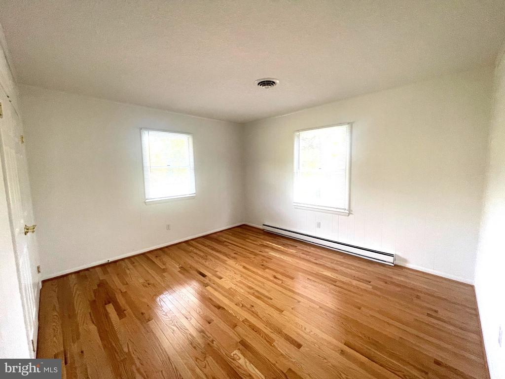 110 Bonfield Ave