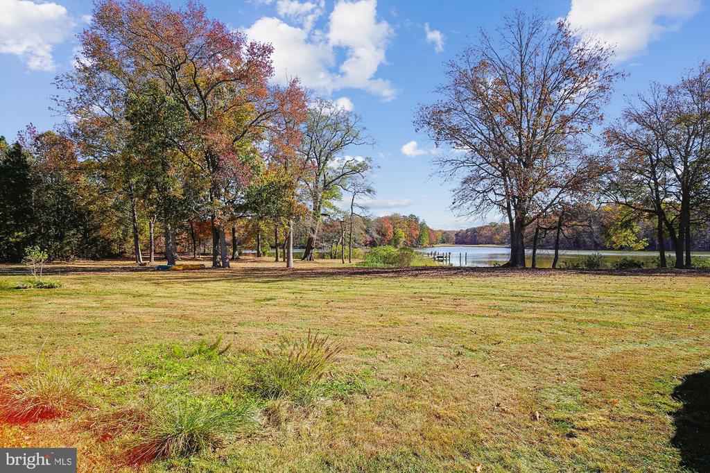 10425 Aberdeen Ln