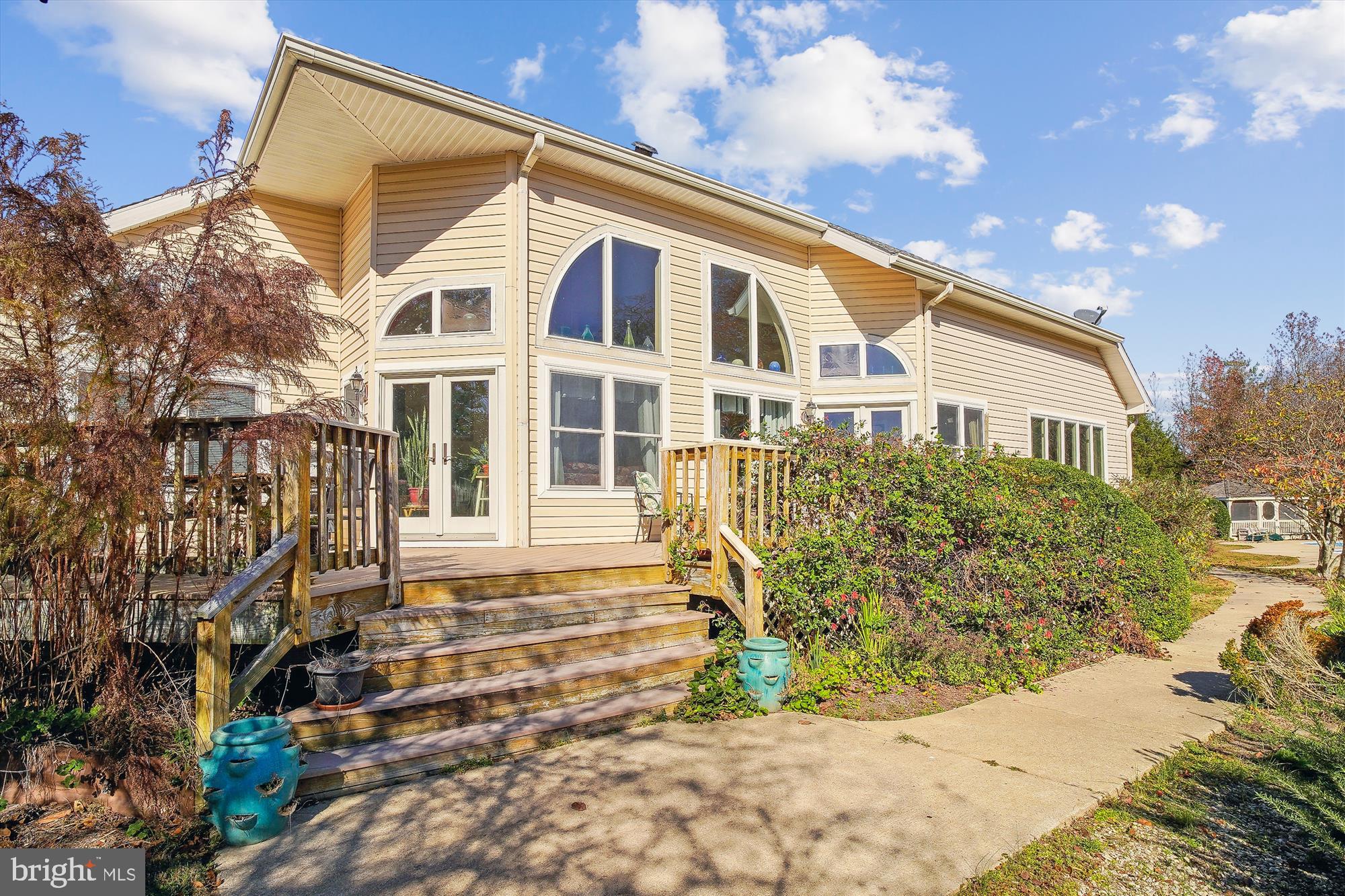 10425 Aberdeen Ln