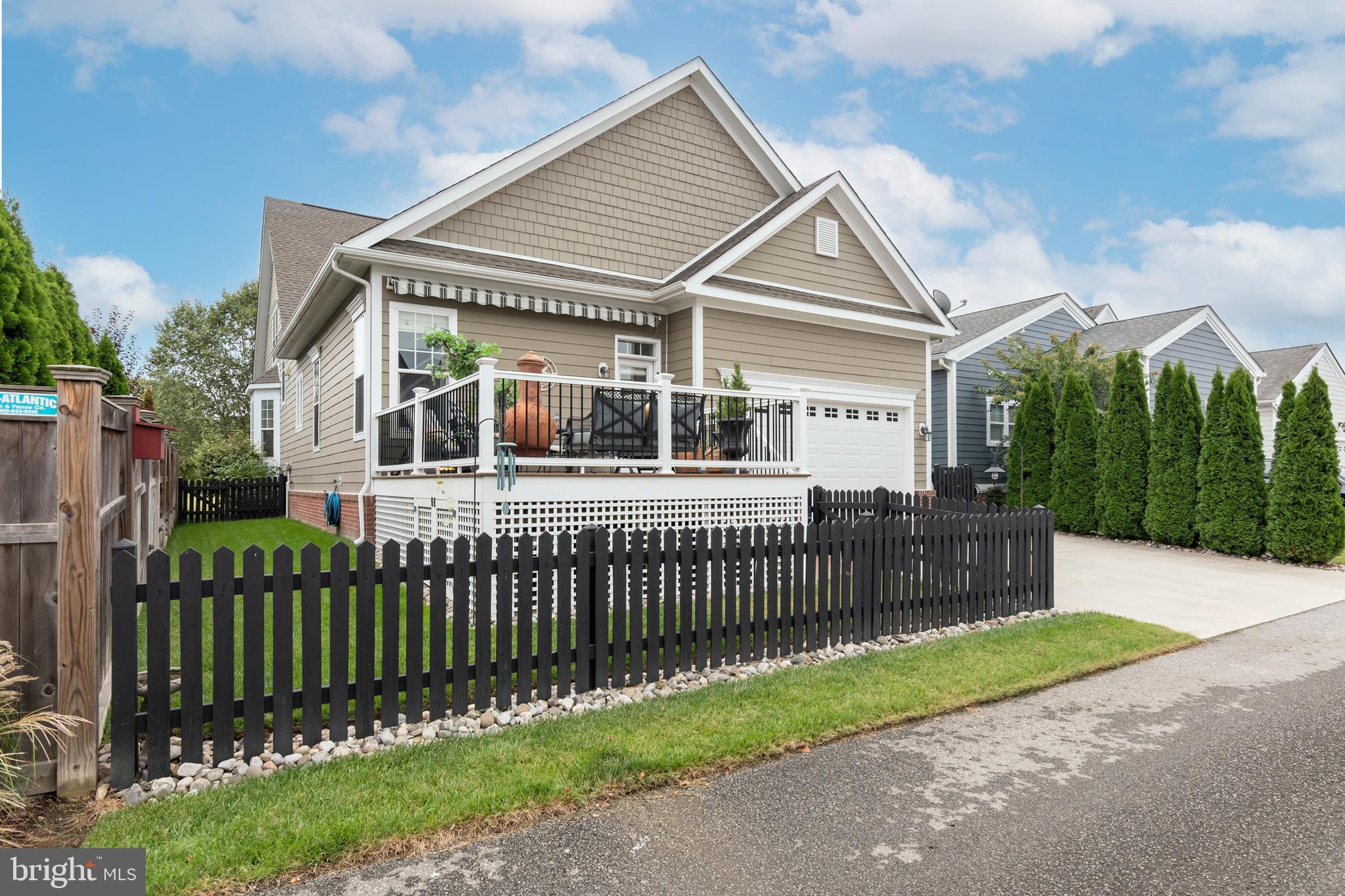 8060 Easton Village Dr