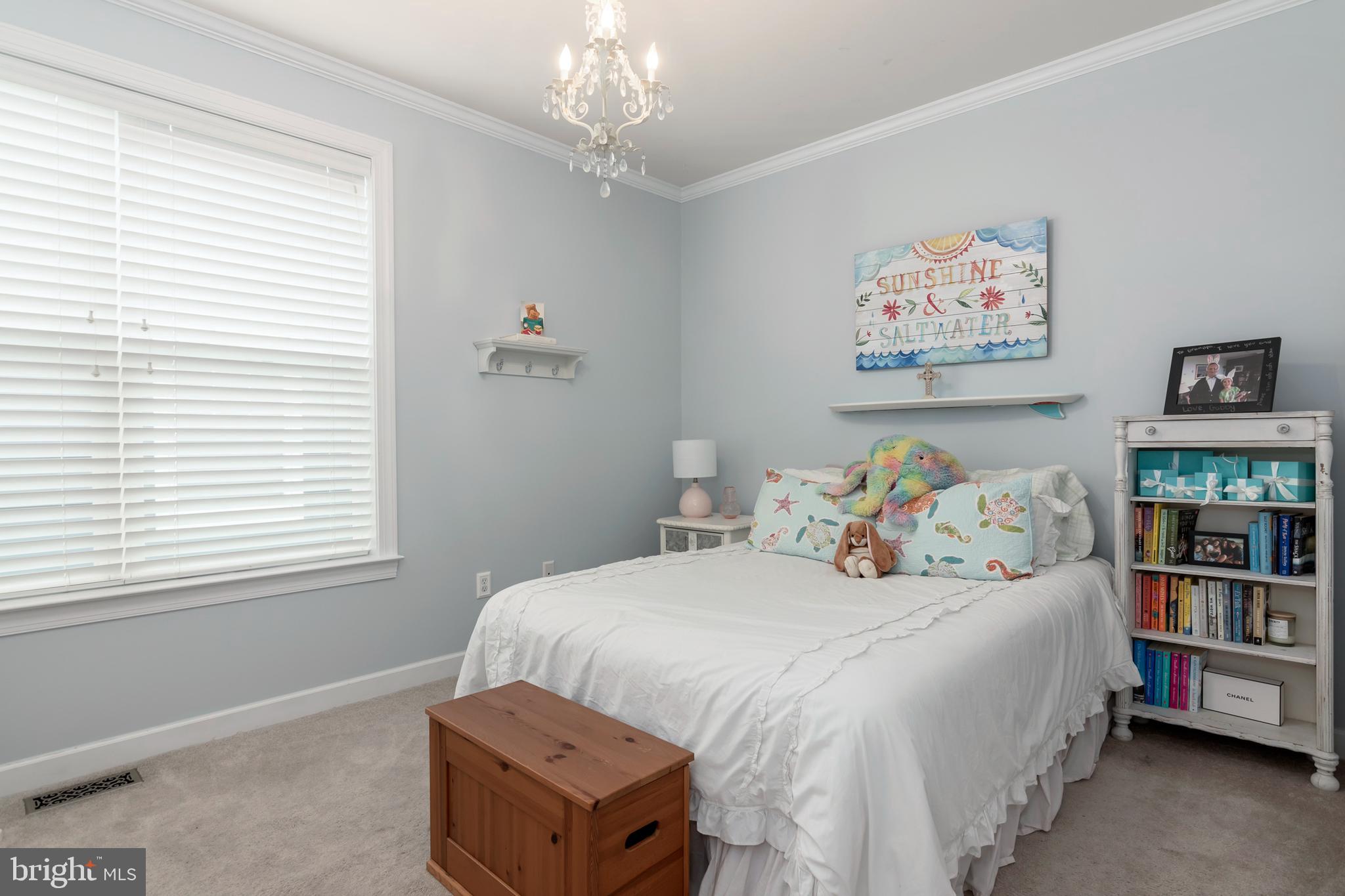 8060 Easton Village Dr