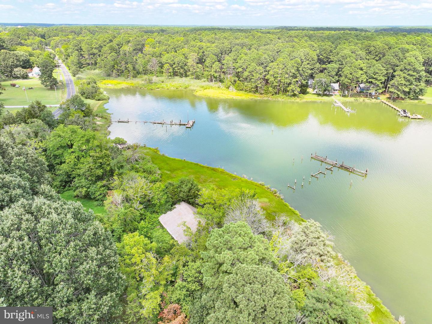 7649 Cooper Point Rd