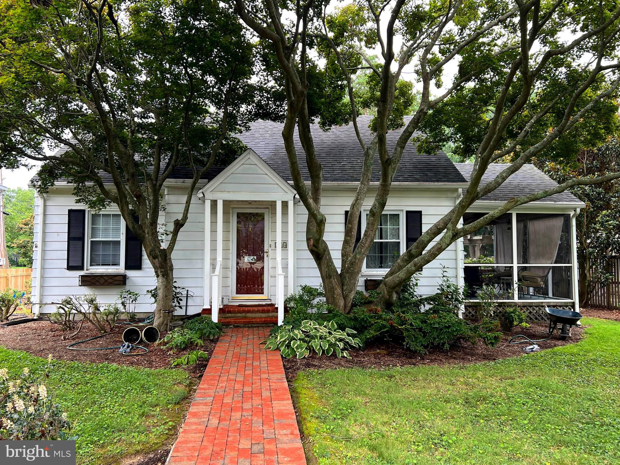 314 Linden Ave