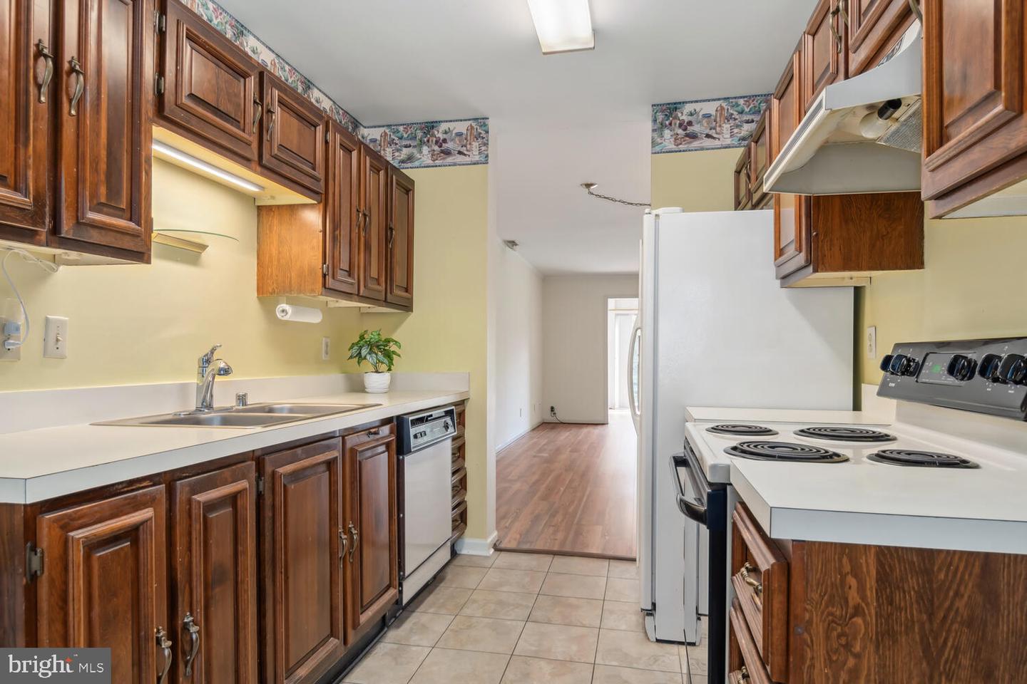 9531 Quail Hollow #403