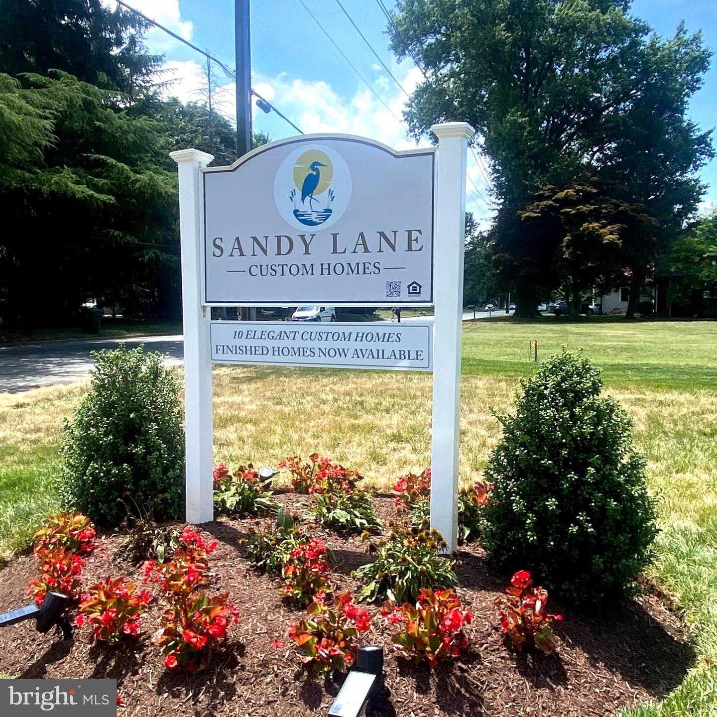 11 Sandy Ln
