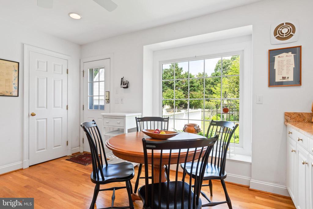 27370 Rest Cir