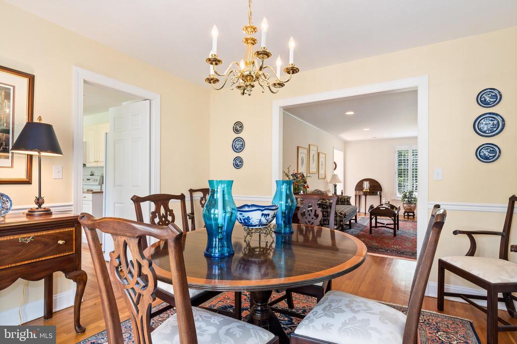 27370 Rest Cir