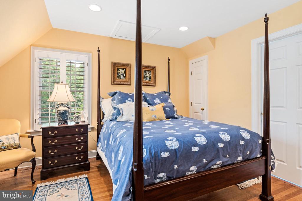 27370 Rest Cir