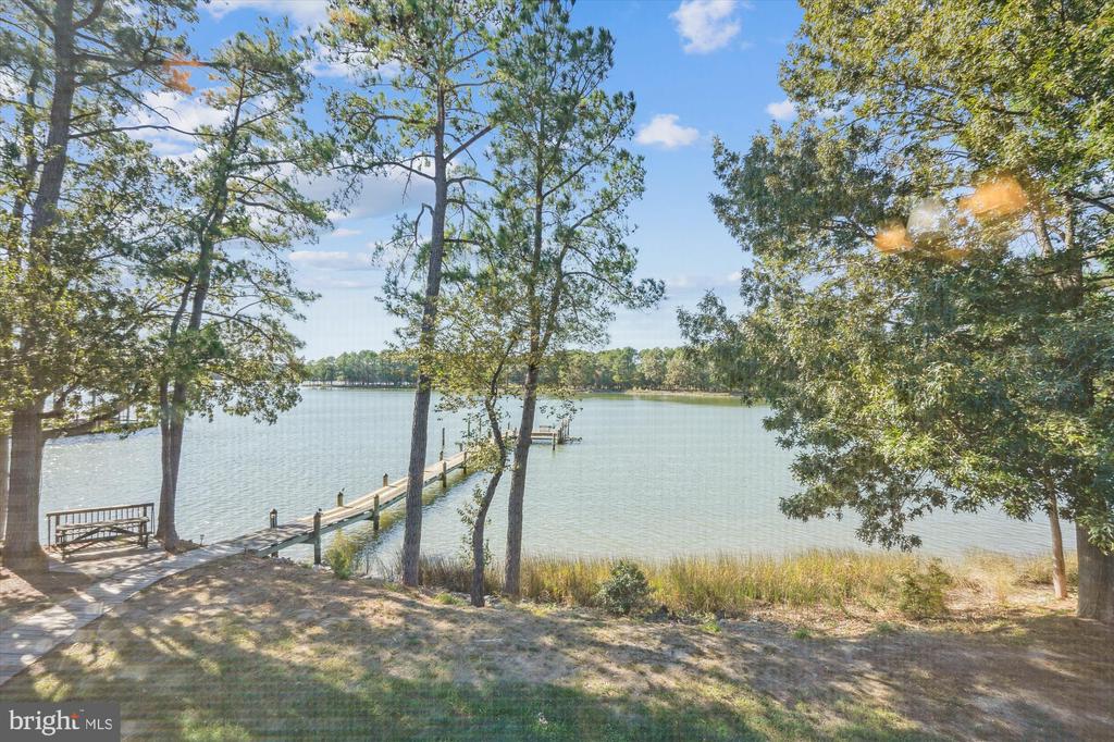 7130 Cooper Point Rd