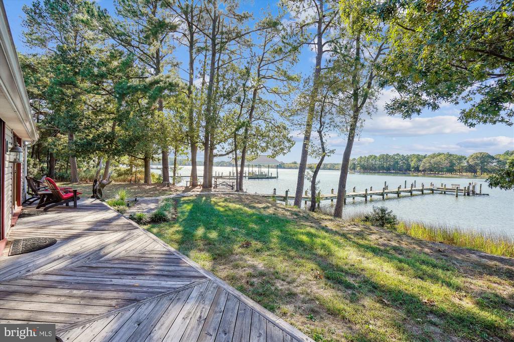 7130 Cooper Point Rd