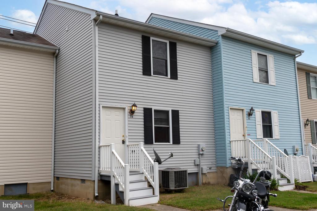 7 N Aurora St #Abcde