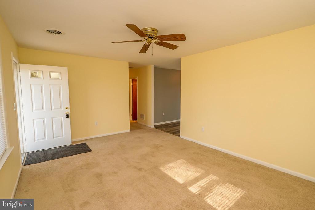 3885 Harrison Ct