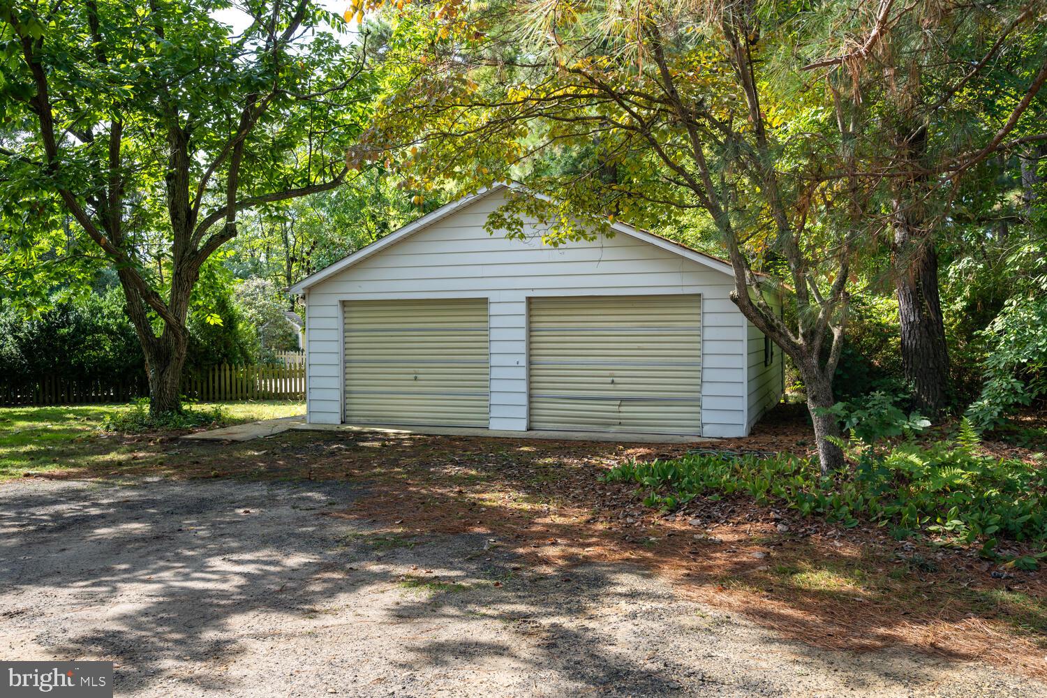 7225 Cooper Point Rd