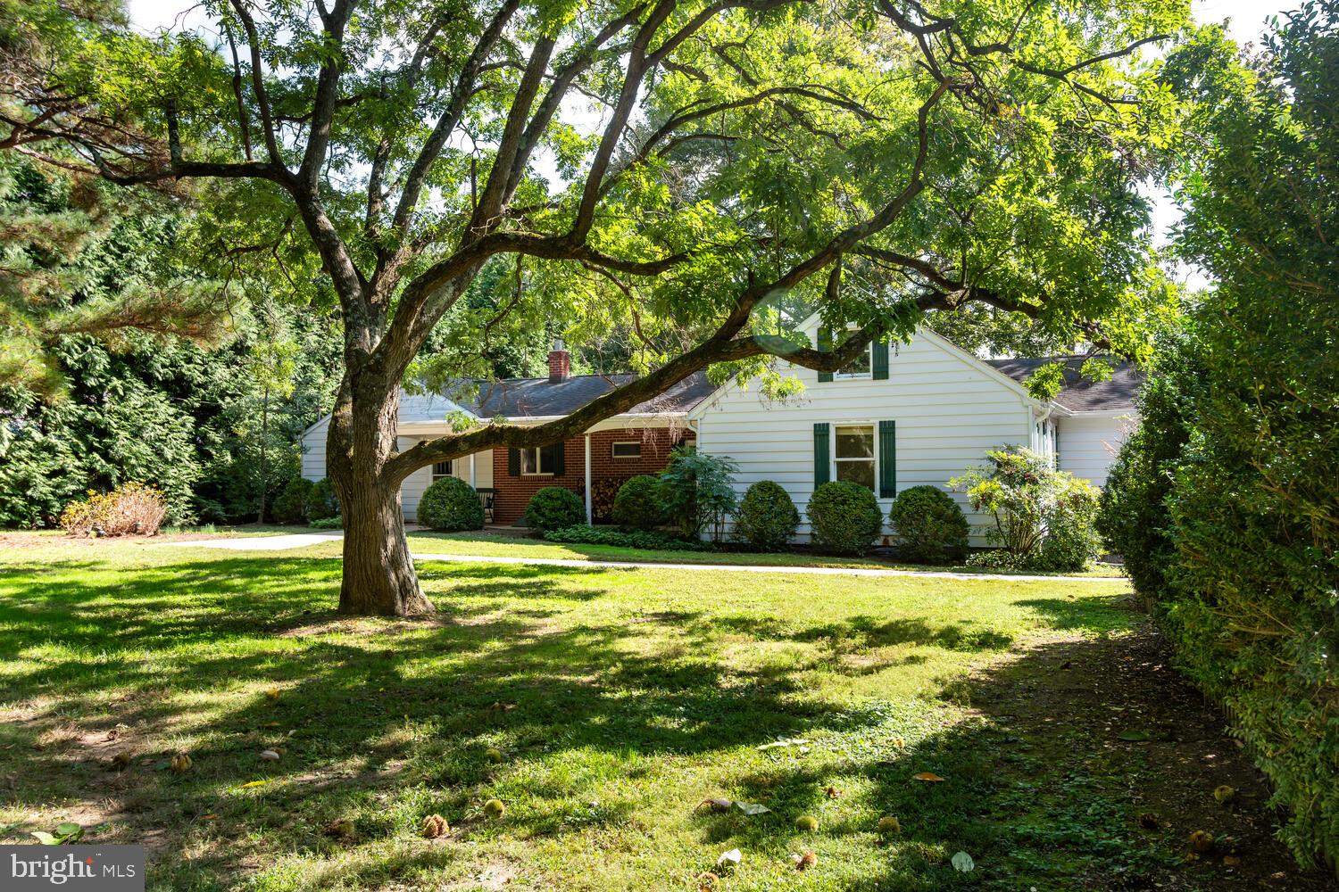 7225 Cooper Point Rd