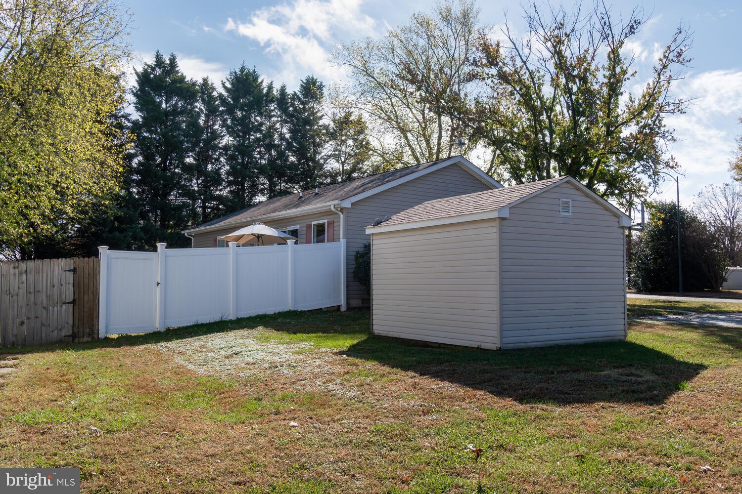 8545 Dyott Ct