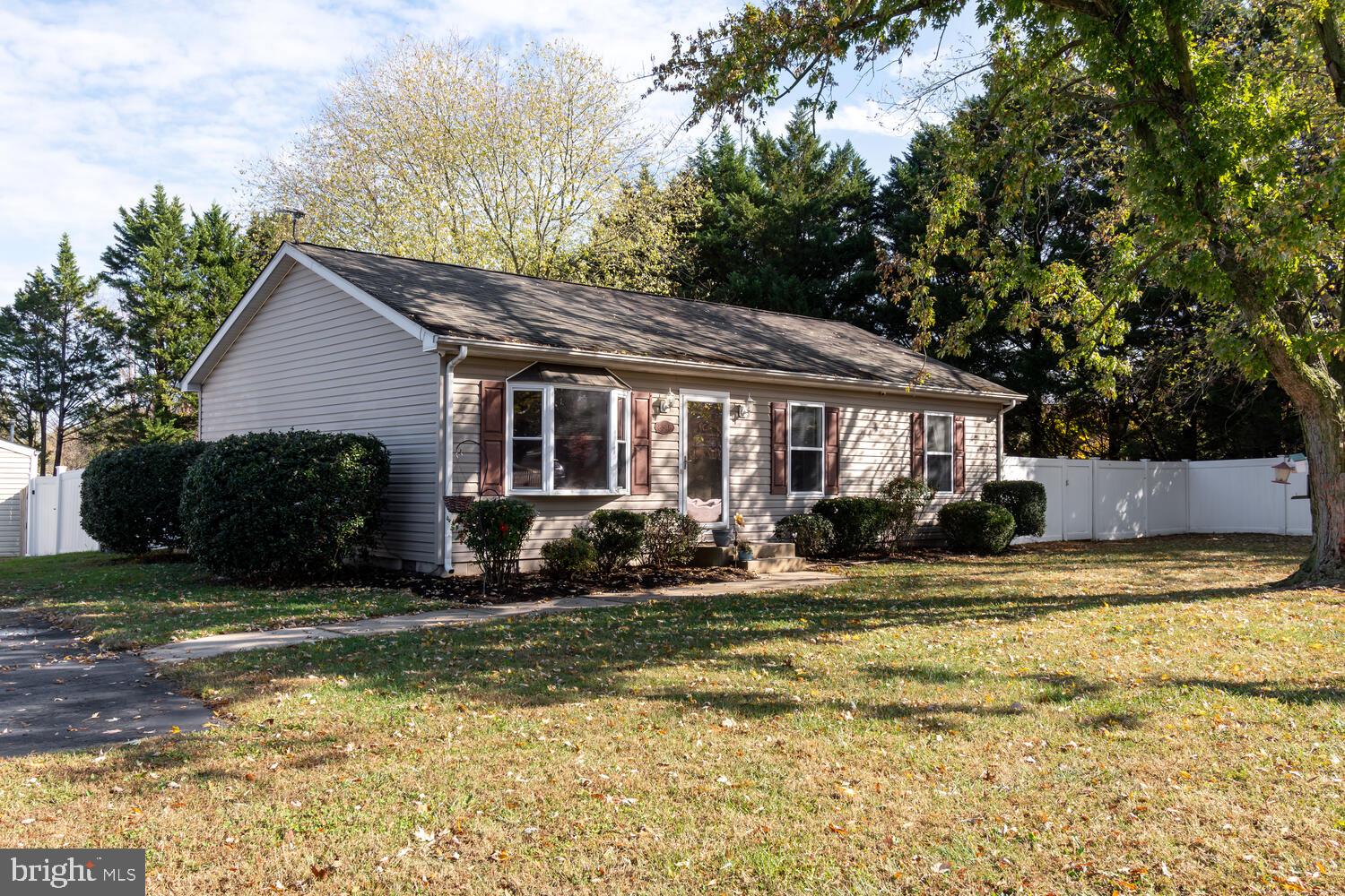 8545 Dyott Ct