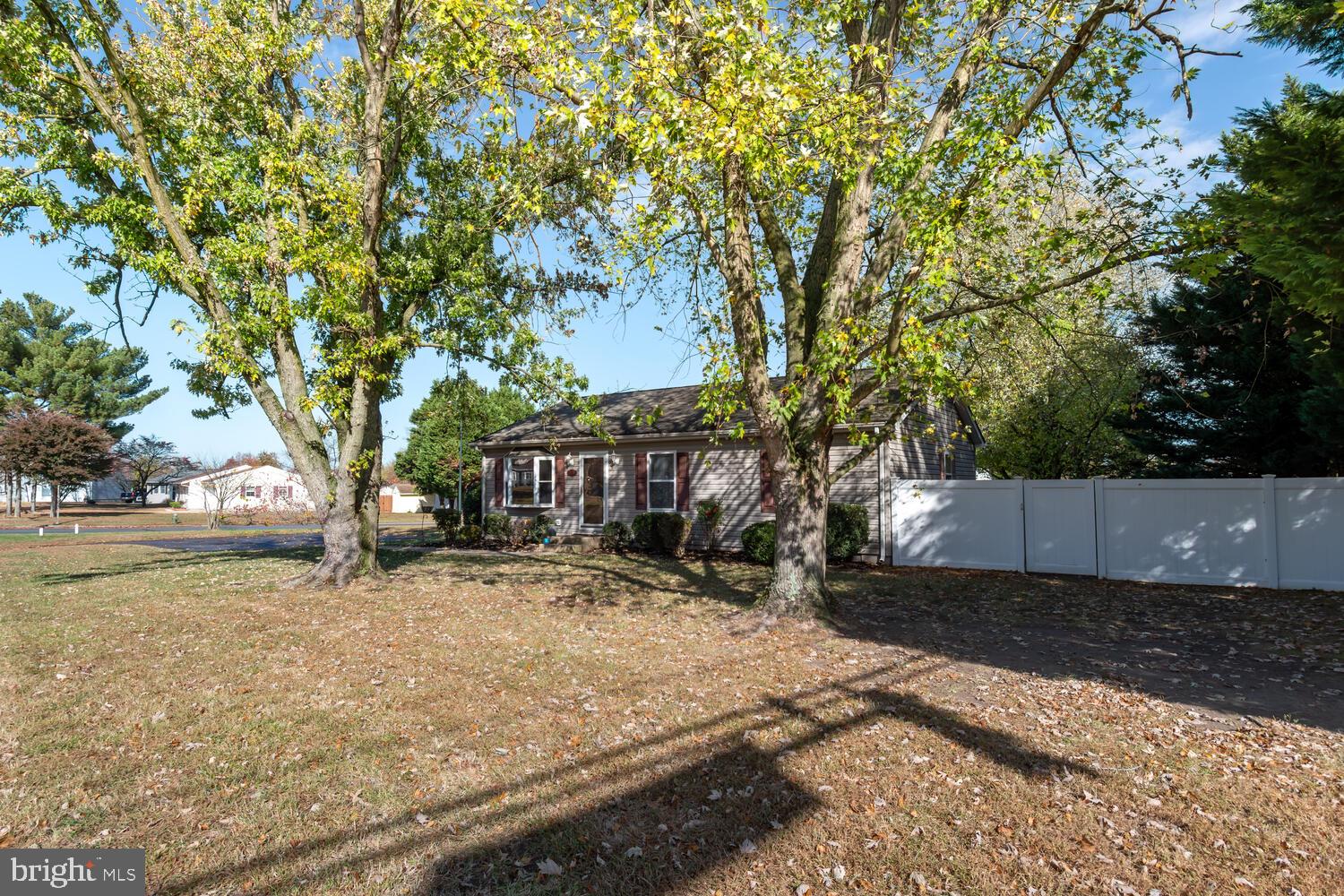 8545 Dyott Ct