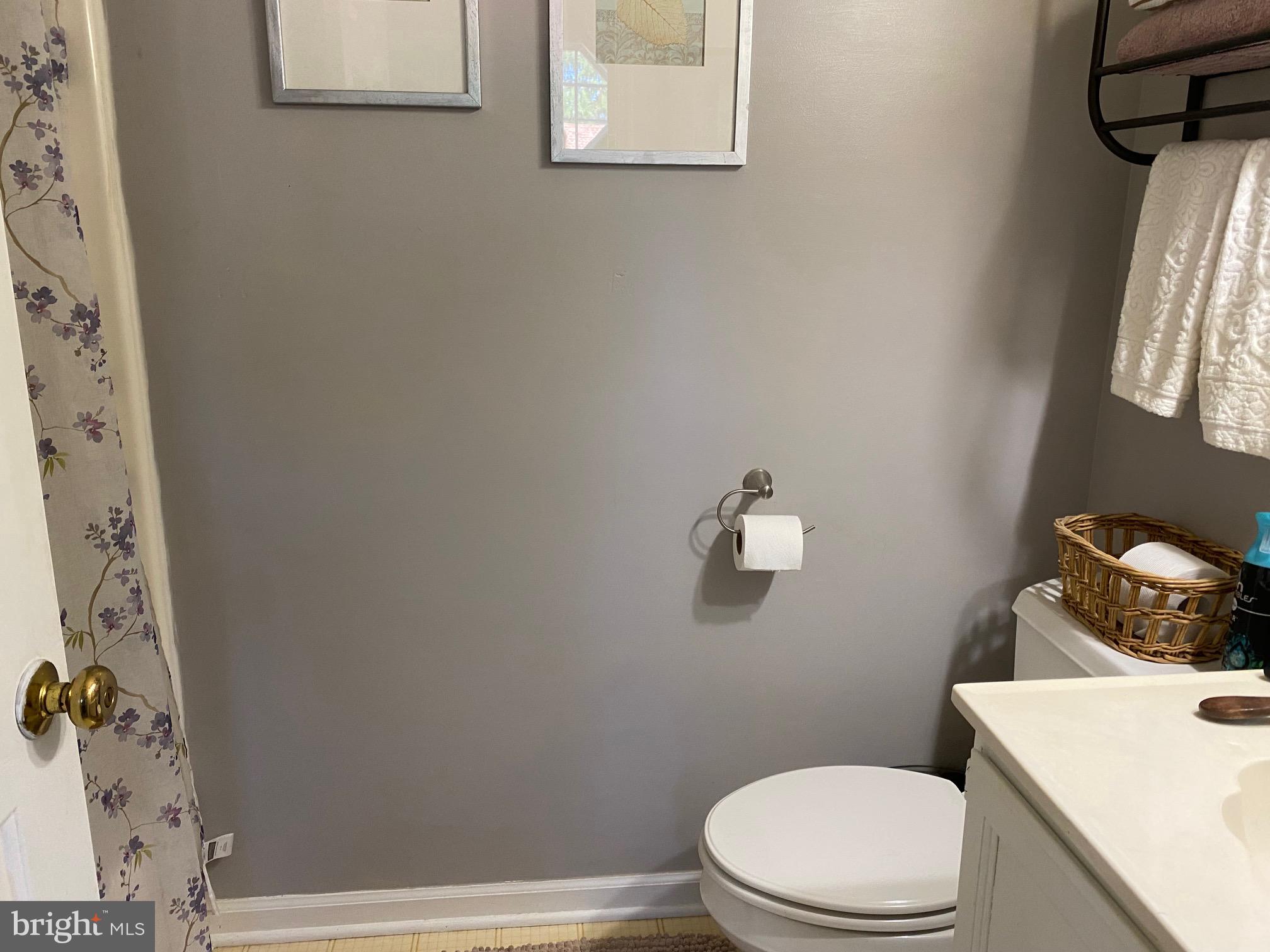 100-B J L Thompson Dr #2a