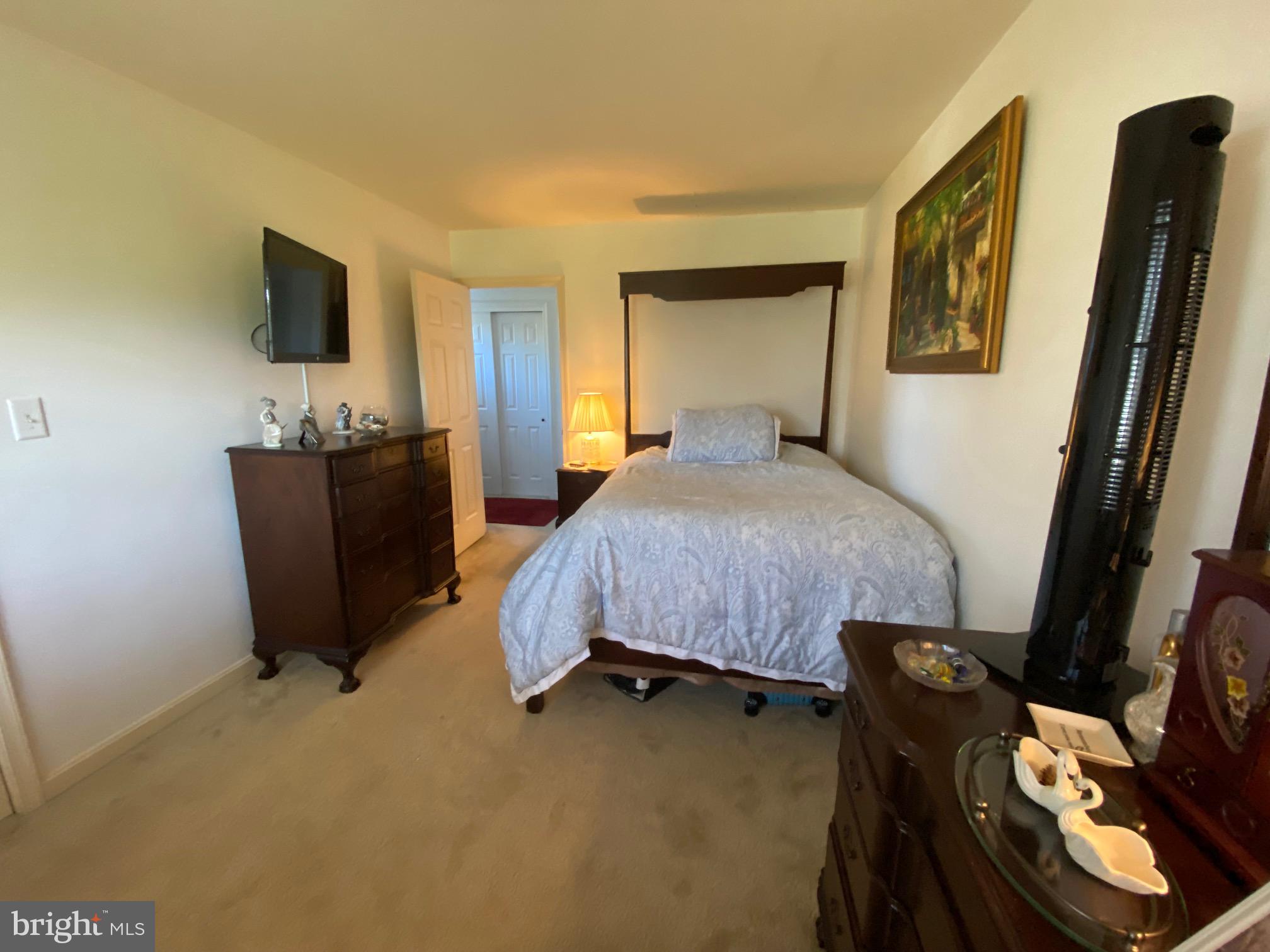 100-B J L Thompson Dr #2a