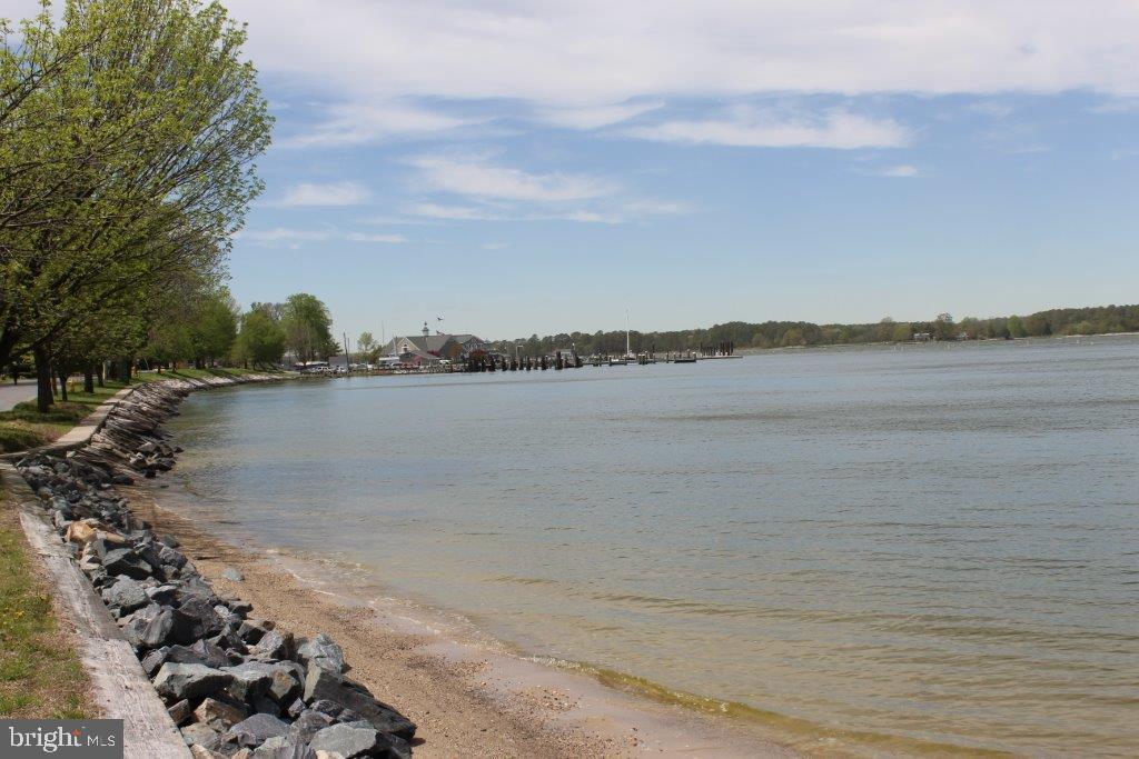 100-B J L Thompson Dr #2a