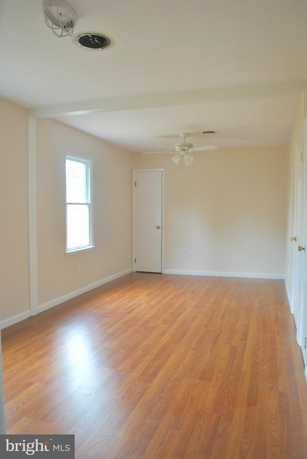 106 LEE ST